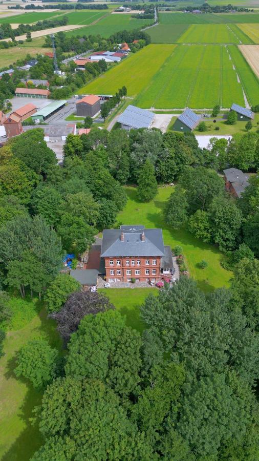 Haus Im Park Apartman Wesselburen Kültér fotó