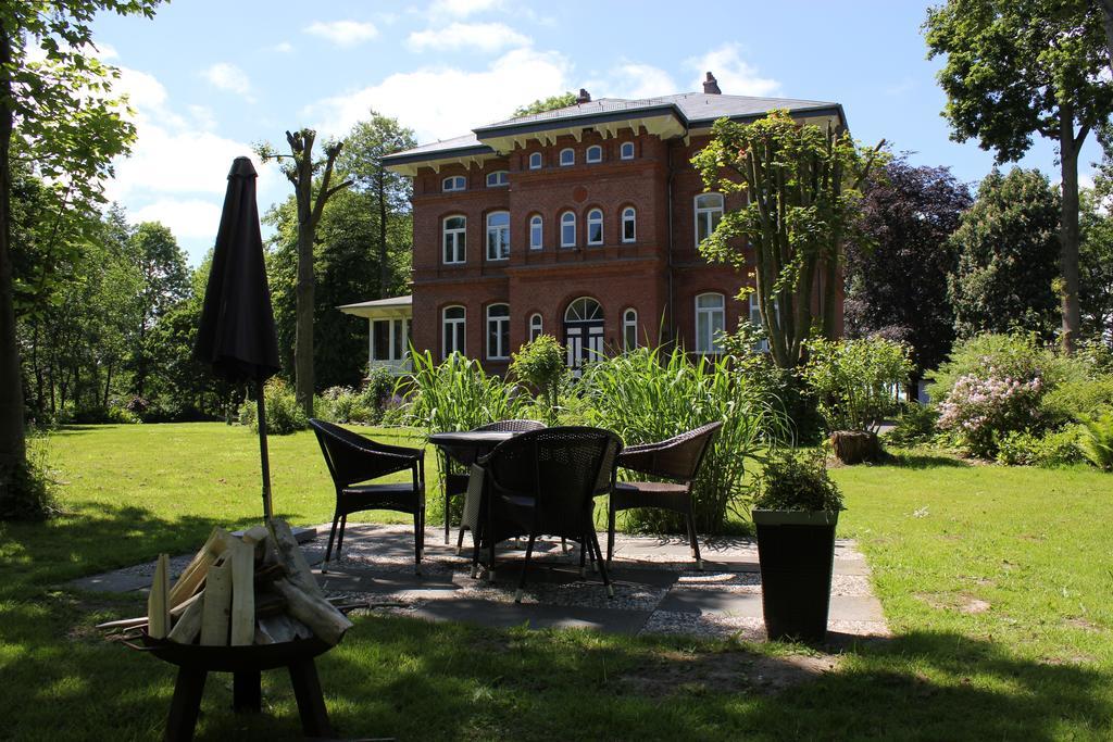 Haus Im Park Apartman Wesselburen Kültér fotó